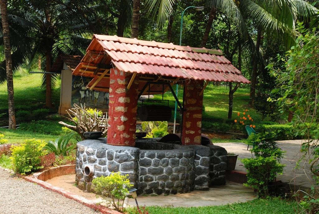 Soma Birds Lagoon Hotell Kotamangalam Eksteriør bilde
