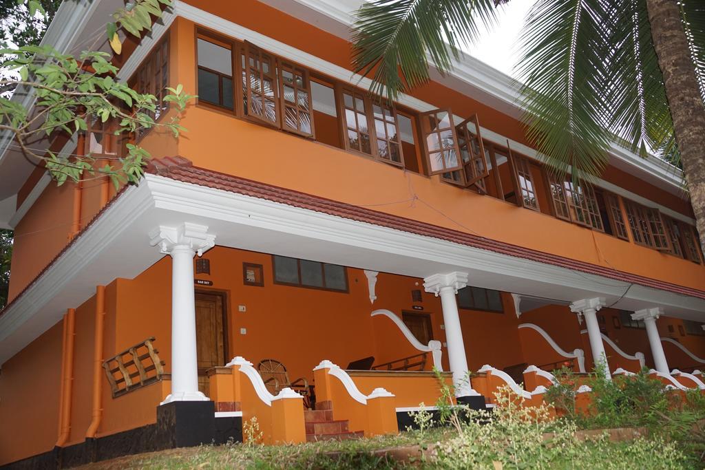 Soma Birds Lagoon Hotell Kotamangalam Eksteriør bilde