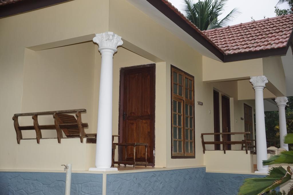 Soma Birds Lagoon Hotell Kotamangalam Eksteriør bilde