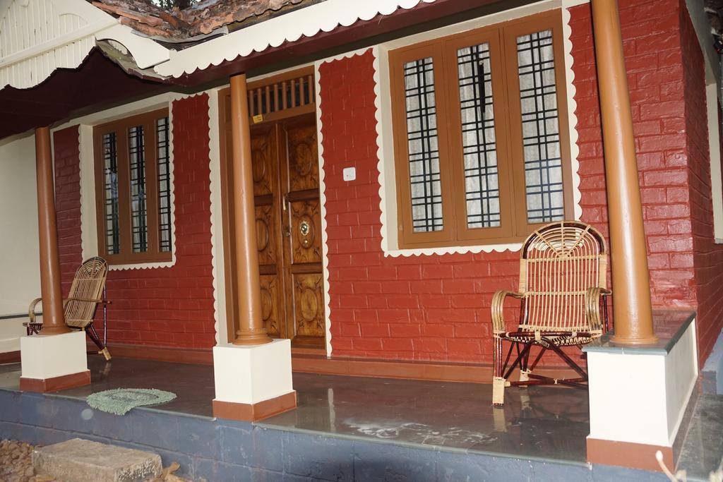 Soma Birds Lagoon Hotell Kotamangalam Eksteriør bilde