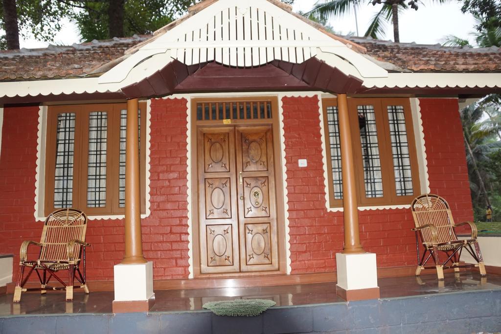 Soma Birds Lagoon Hotell Kotamangalam Eksteriør bilde